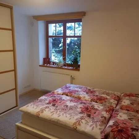 Апартаменты Vila Apartman U Prehrady Яблонец-над-Нисоу